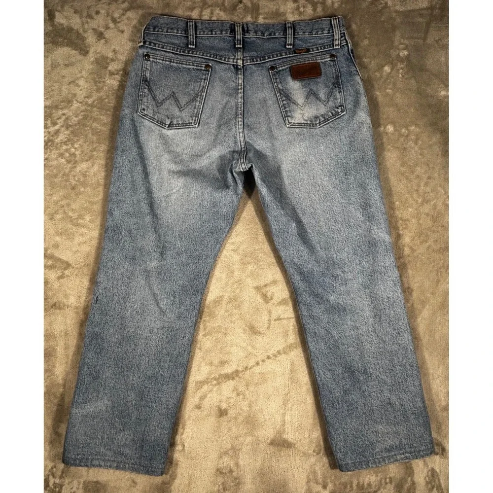 Wrangler 47MWZ Jeans Mens 34x30 Light Wash Good Regular Fit Cowboy Cut Denim‎